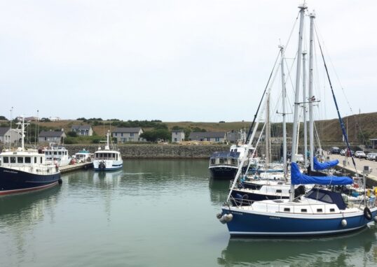 Le port de plaisance de Bénodet : un havre de paix au cœur du Finistère
